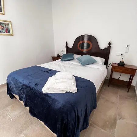 Shanti's Andalusian Guest house *