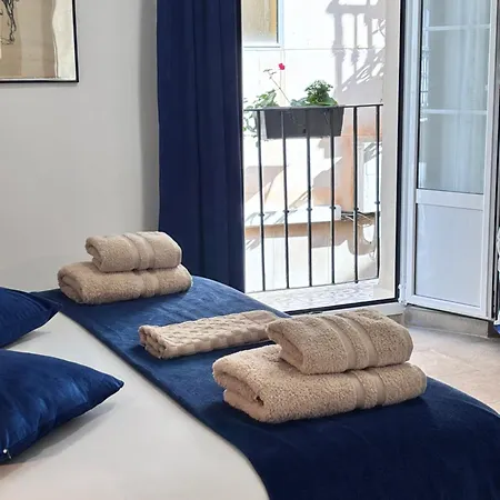 Shanti's Andalusian Guest house